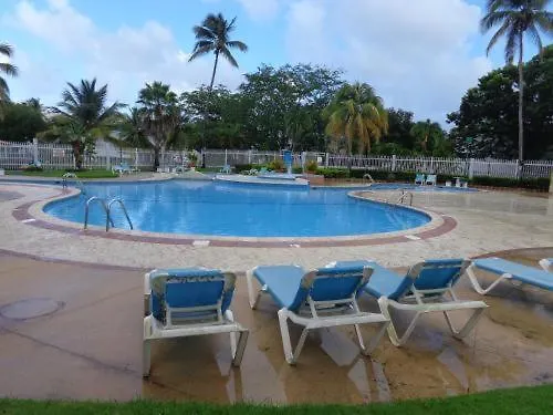 בית נופש Deluxe Beach Condo In דוראדו